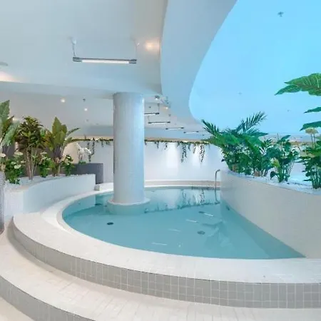 Hanza Tower Family With Sauna & Jacuzii & Pool & Spa