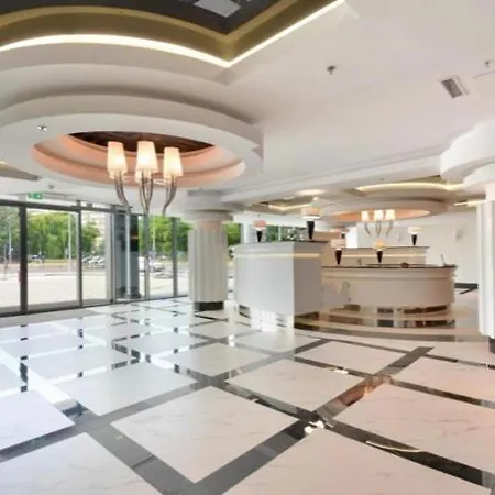 Hanza Tower Family With Sauna & Jacuzii & Pool & Spa *